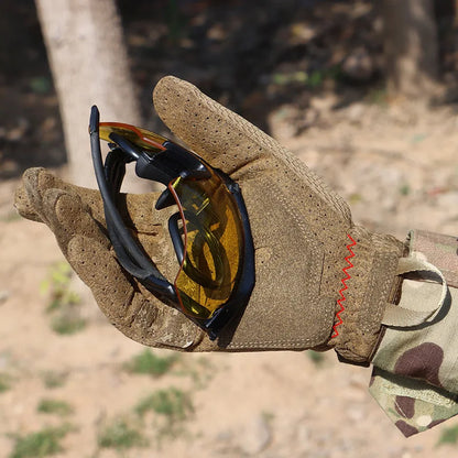 Outdoor multi-functional tactical gloves